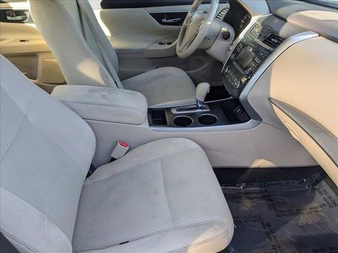 Used 2015 Nissan Altima 2.5 S w/ Power Driver Seat Package image 22