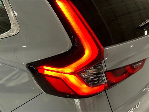 Used 2024 Honda CR-V LX image 22