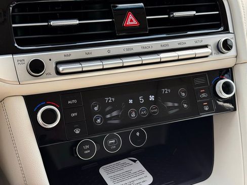 New 2026 Genesis G70 2.5T Prestige RWD image 32