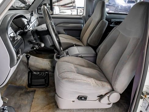 Used 1996 Ford Bronco XLT AWD/4WD image 29