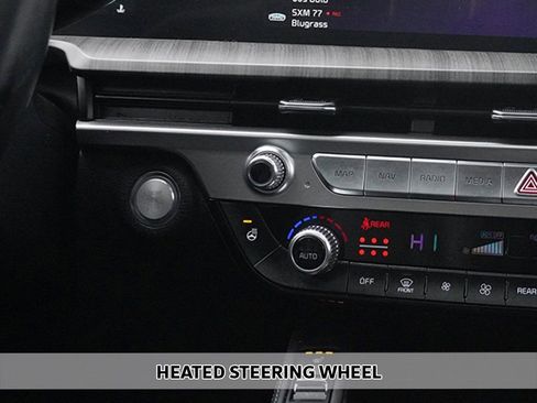 Used 2023 Kia Telluride EX image 9