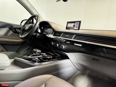 Used 2019 Audi Q7 3.0T Premium Plus w/ Premium Plus Package image 13
