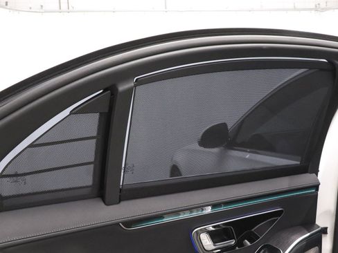 Used 2022 Mercedes-Benz S 500 4MATIC image 20