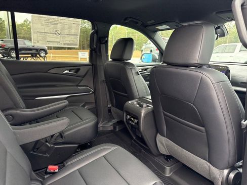 New 2026 Chevrolet Traverse LT w/ Midnight/Sport Edition image 14