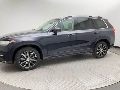 Used 2016 Volvo XC90 T5 Momentum image 6