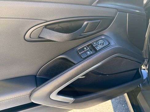 Used 2018 Porsche 911 Carrera T image 34