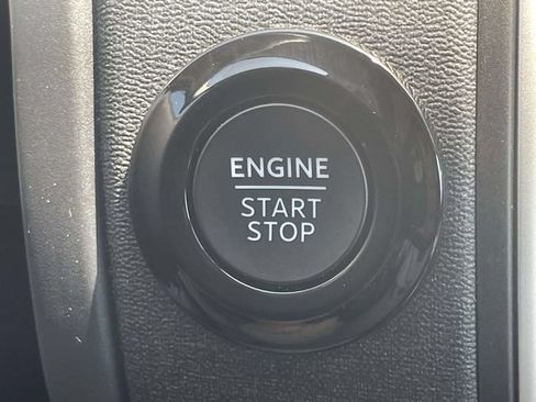 Used 2025 Ford Expedition Max Active RWD image 30