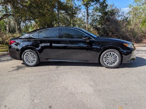 Used 2015 Lexus ES 350 350 w/ Luxury Package image 8