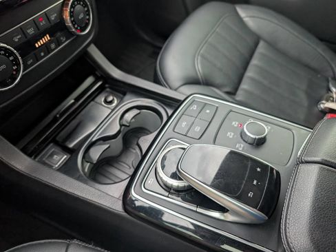 Used 2019 Mercedes-Benz GLS 450 4MATIC image 26