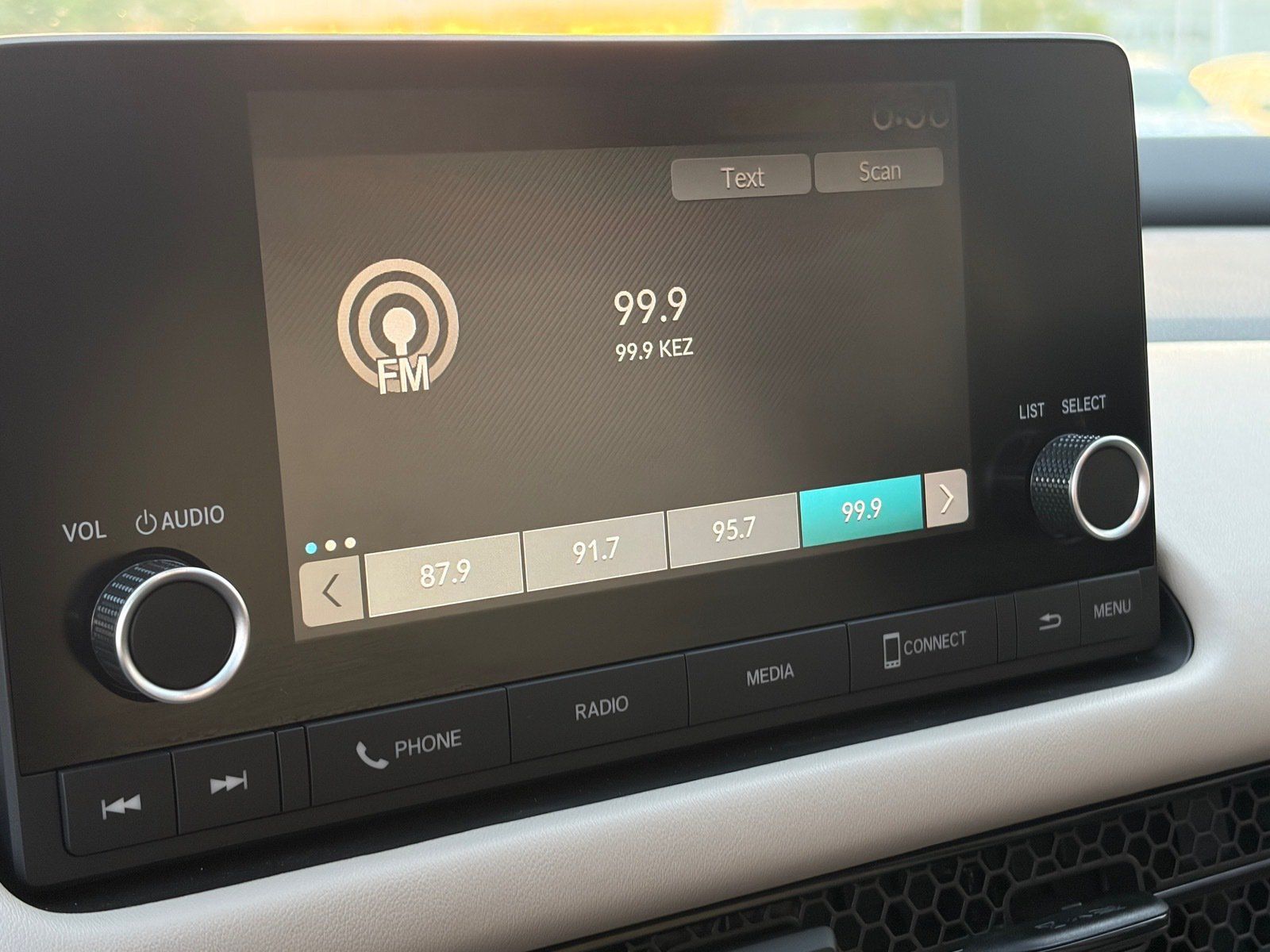 Used 2024 Honda HR-V LX image 22