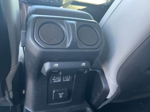 Used 2023 Jeep Gladiator Mojave w/ Cold Weather Group image 18