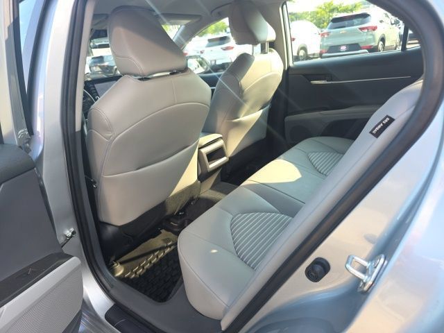 Used 2024 Toyota Camry SE AWD/4WD image 27