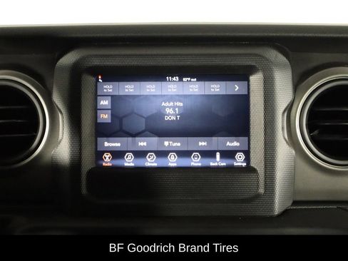 Used 2022 Jeep Wrangler Unlimited Sport AWD/4WD image 25
