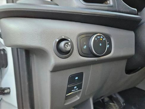 New 2026 Ford Transit 250 148 Medium Roof image 13