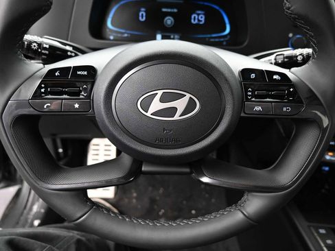 New 2025 Hyundai Elantra Sport FWD image 6