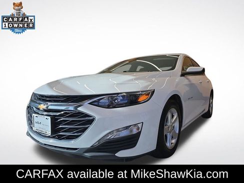 Used 2024 Chevrolet Malibu LT image 1