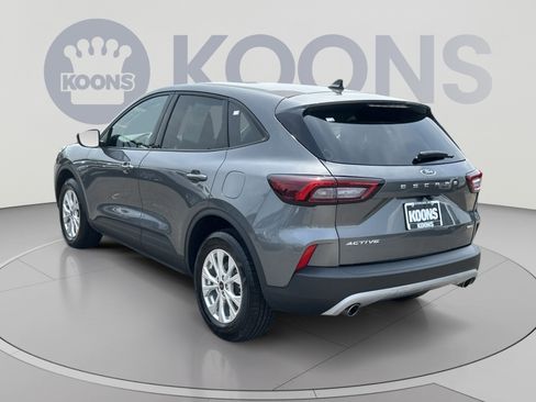 Certified 2025 Ford Escape Active AWD/4WD image 8