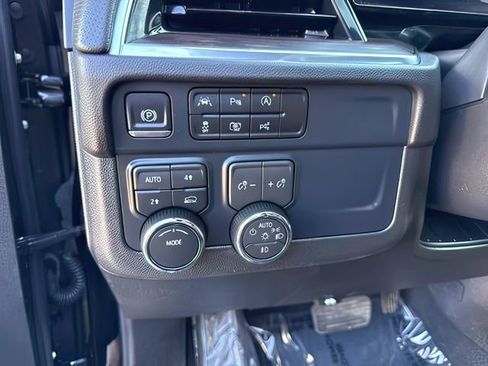 Certified 2025 Chevrolet Suburban Premier image 20