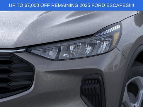 New 2025 Ford Escape ST-Line w/ Tech Pack #1 AWD/4WD image 18