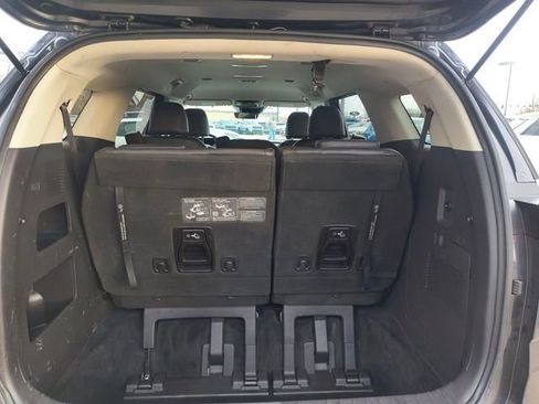 Certified 2024 Kia Carnival LX image 30