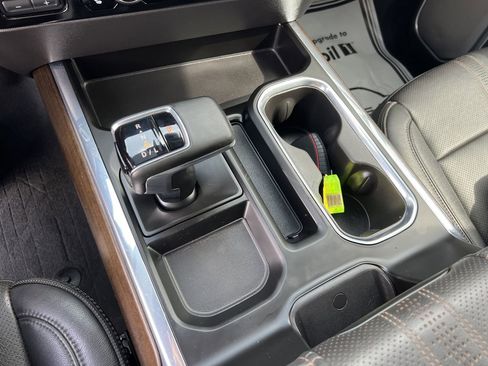 Used 2024 Chevrolet Silverado 1500 High Country w/ Max Trailering Package image 19