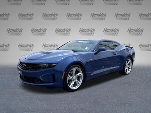 Used 2020 Chevrolet Camaro LT w/ Technology Package RWD image 9