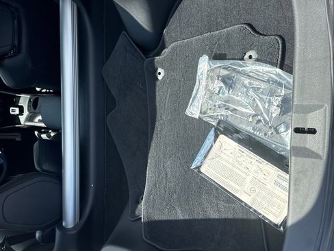 Used 2024 Nissan Z Performance w/ Floor Mat Package image 28