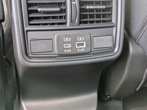 Used 2026 Subaru Outback Premium AWD/4WD image 16