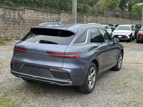 New 2026 Genesis GV70 2.5T Select AWD/4WD image 4