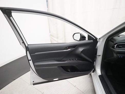 Used 2024 Toyota Camry XSE FWD image 27