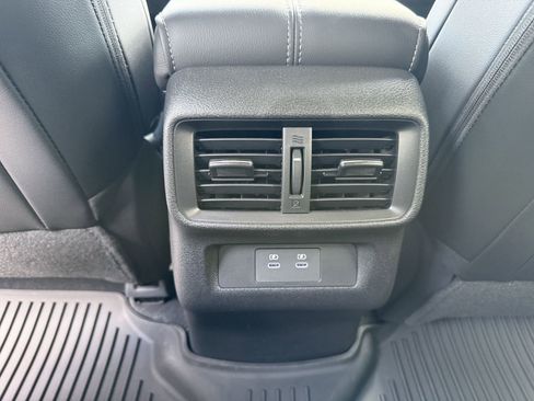 New 2025 Nissan Murano SV AWD/4WD image 3