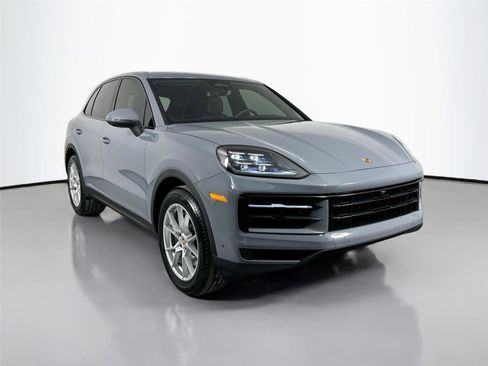 Used 2026 Porsche Cayenne AWD/4WD image 9