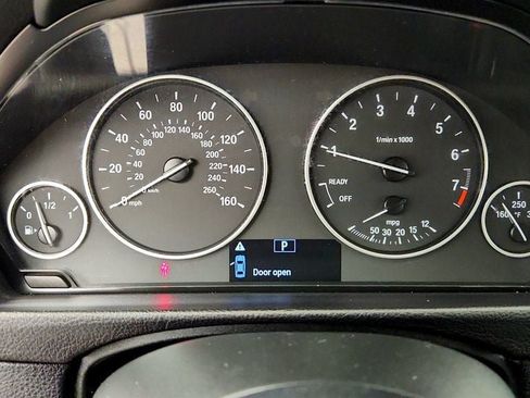 Used 2016 BMW 320i xDrive Sedan AWD/4WD image 12