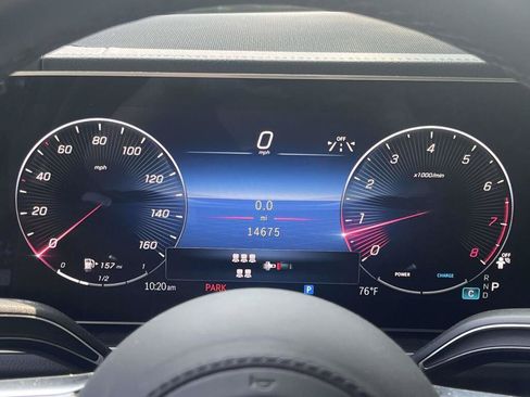 Used 2025 Mercedes-Benz GLS 450 4MATIC image 3