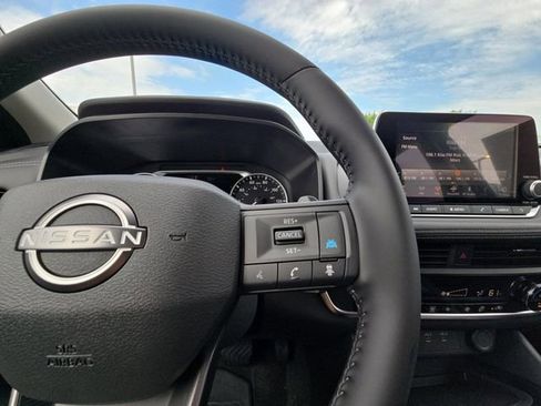 New 2026 Nissan Rogue SV AWD/4WD image 12