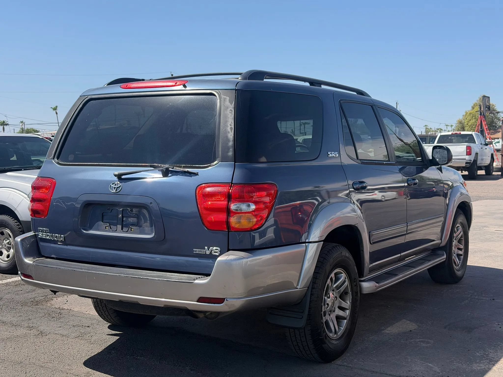 Used 2003 Toyota Sequoia SR5 RWD image 10