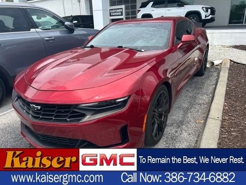Used 2022 Chevrolet Camaro LT RWD image 1