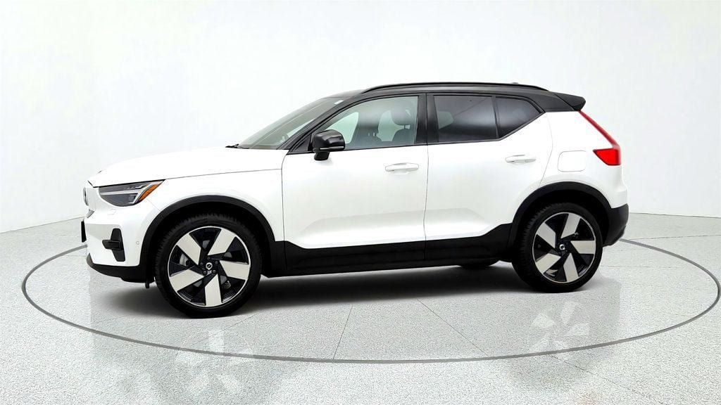 Used 2023 Volvo XC40 Recharge Ultimate AWD/4WD image 8