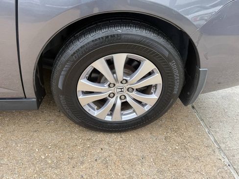 Used 2016 Honda Odyssey SE image 36