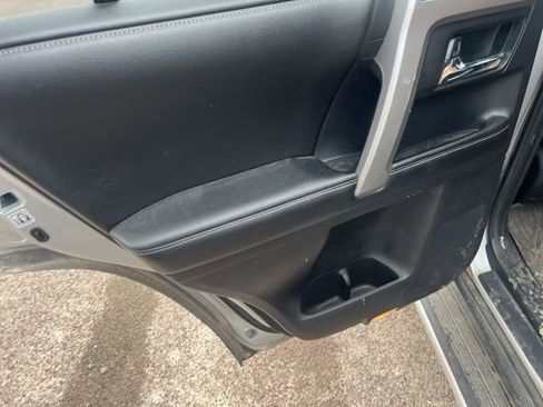 Used 2015 Toyota 4Runner SR5 image 17