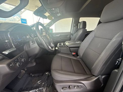 Used 2024 Chevrolet Silverado 1500 LT AWD/4WD image 28