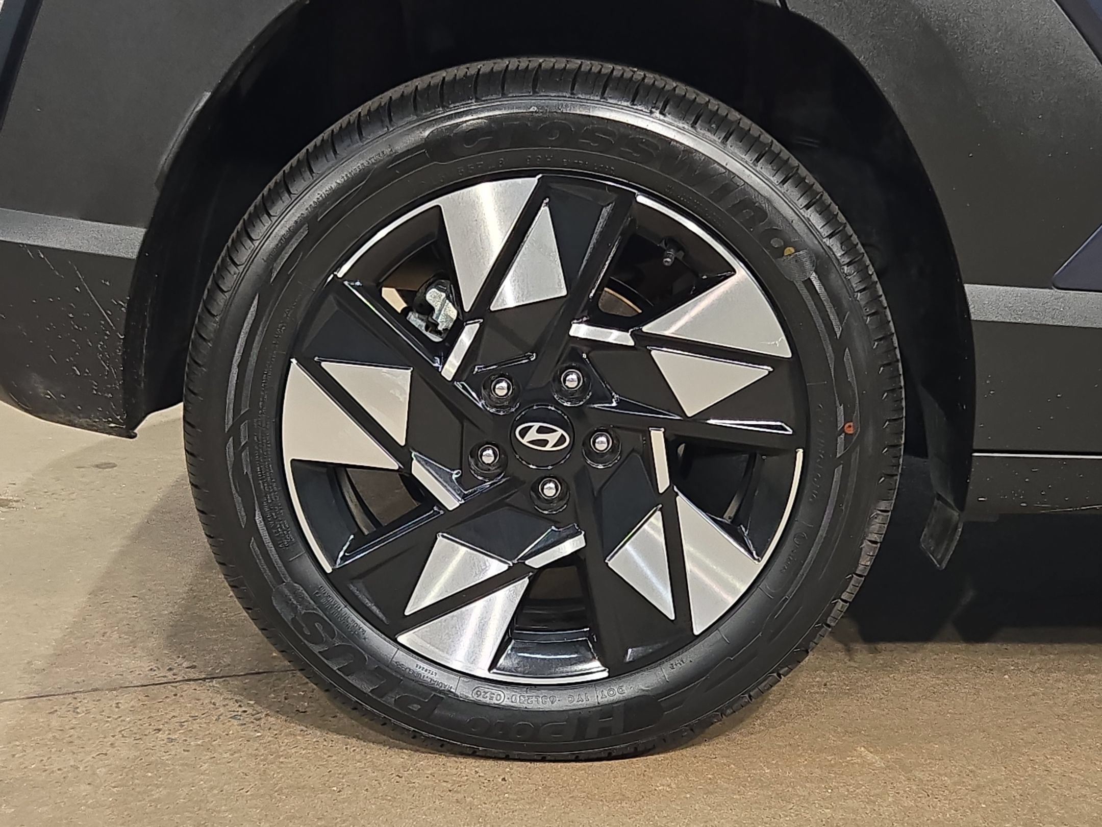 Used 2025 Hyundai Kona SEL FWD image 17