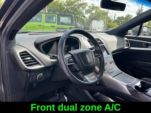 Used 2020 Lincoln Nautilus FWD image 12