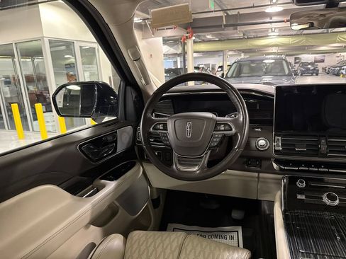 Certified 2024 Lincoln Navigator L Black Label AWD/4WD image 24