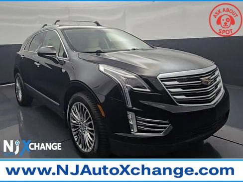 Used 2017 Cadillac XT5 Premium Luxury FWD image 1