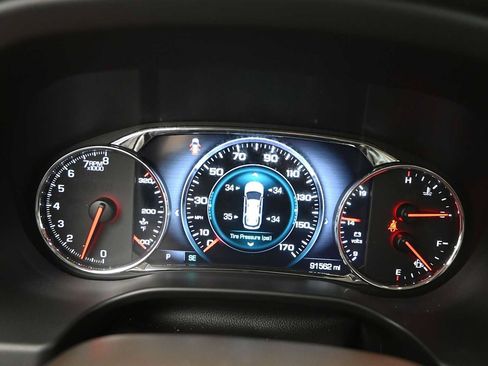 Used 2019 GMC Acadia Denali w/ Technology Package AWD/4WD image 18