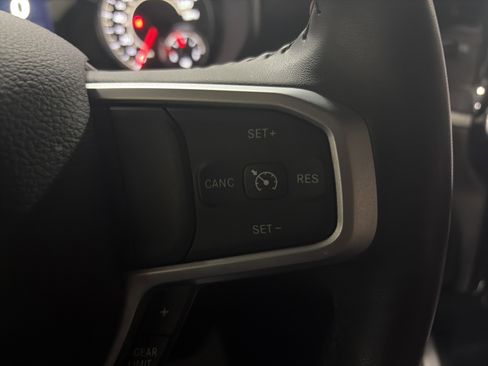 Used 2024 RAM 2500 Big Horn w/ Night Edition AWD/4WD image 16
