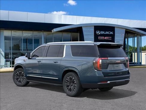 New 2026 GMC Yukon XL Elevation image 3