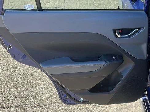 Certified 2024 Subaru Crosstrek 2.5i Limited image 22