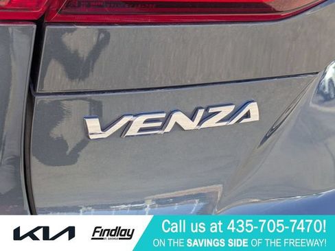 Used 2021 Toyota Venza LE AWD/4WD image 10